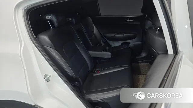 Kia Sportage 4th Generation 2018 Белый из Кореи, фото 3