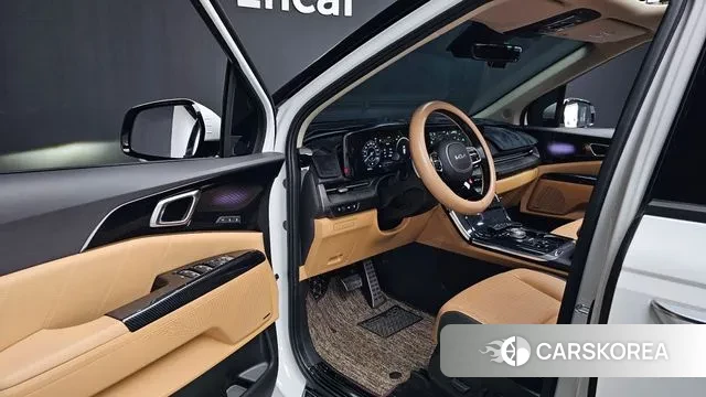 Kia Carnival 4th generation 2023 Белый из Кореи, фото 3