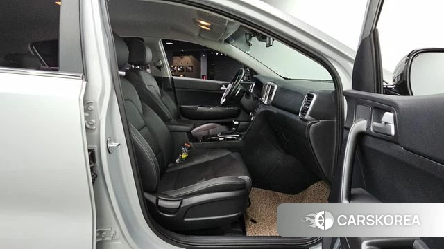 Kia Sportage The Bold 2020 Серебряный из Кореи, фото 3