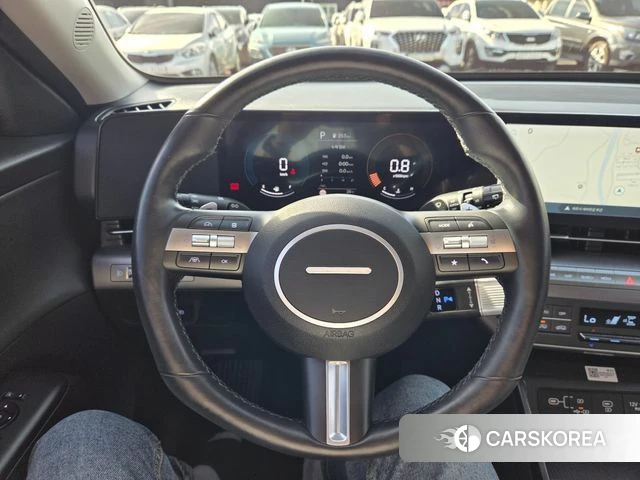Hyundai Kona (SX2) 2023 Белый из Кореи, фото 3