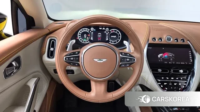 Aston Martin DBX 2022 Желтый из Кореи, фото 3