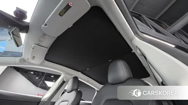 Tesla Model Y 2021 Белый из Кореи, фото 3