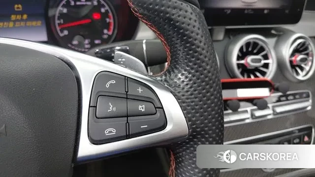 Mercedes-Benz C-Class W205 2018 Белый из Кореи, фото 3