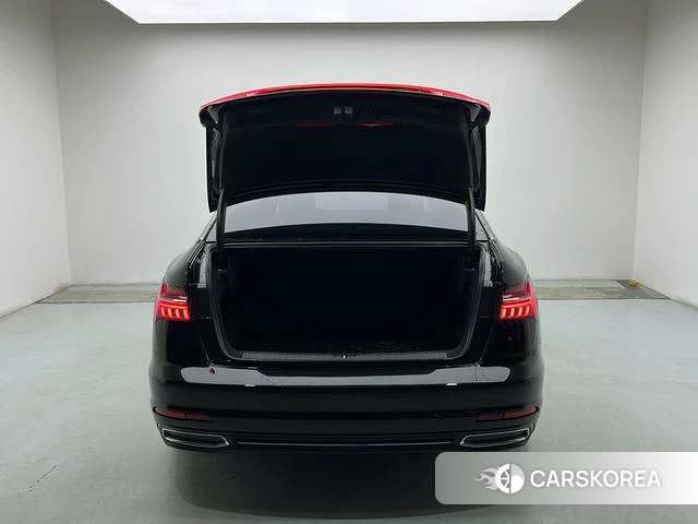 Audi A6L 2019 Черный из Китая, фото 3