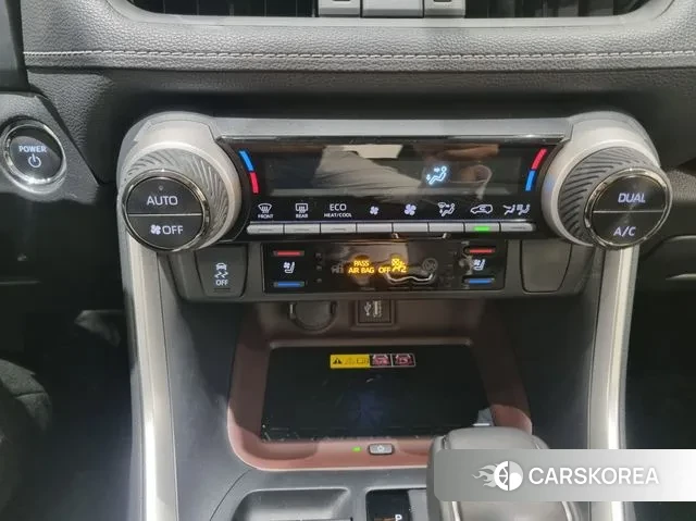 Toyota RAV4 5th Generation 2025 Белый из Кореи, фото 3