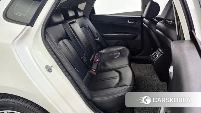 Kia The New K5 2nd generation 2019 Белый из Кореи, фото 3