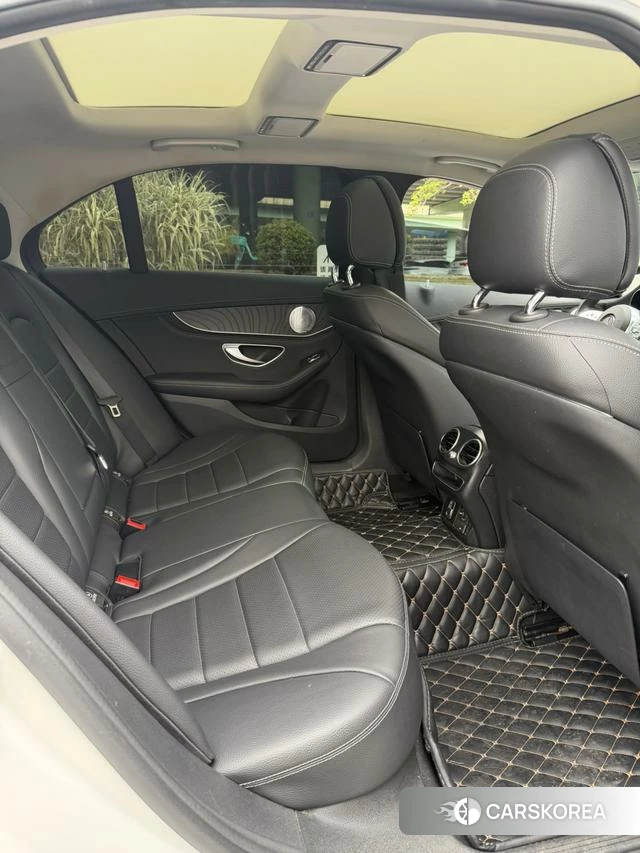 Mercedes-Benz Class C 2020 Белый из Китая, фото 3