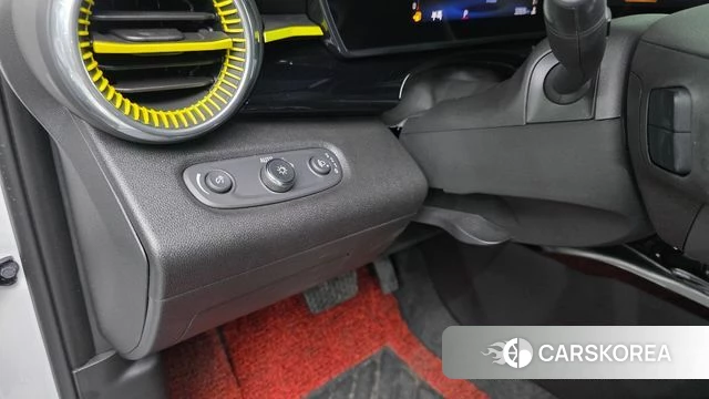 Chevrolet (GM Daewoo) Trax Crossover 2023 Белый из Кореи, фото 3