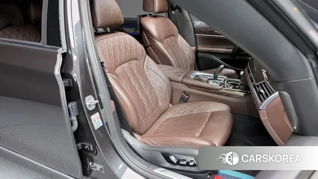 BMW 7 Series (G11) 2022 Серый из Кореи, фото 3