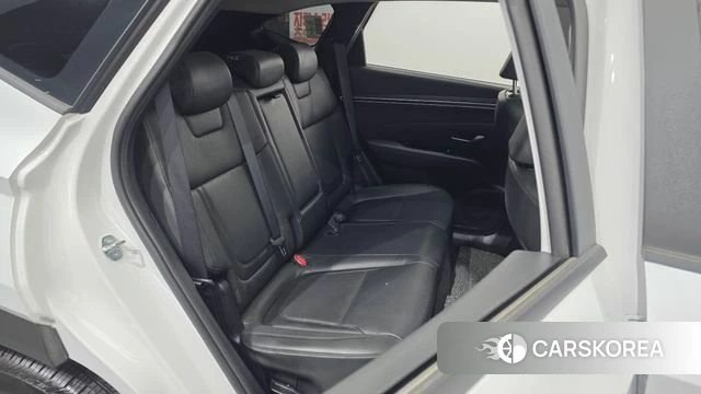 Hyundai Tucson Hybrid (NX4) 2023 Белый из Кореи, фото 3