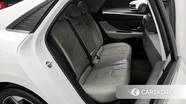 Hyundai Avante (CN7) 2021 Белый из Кореи, фото 3