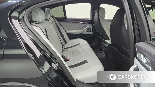 BMW M5 (F90) 2022 Черный из Кореи, фото 3