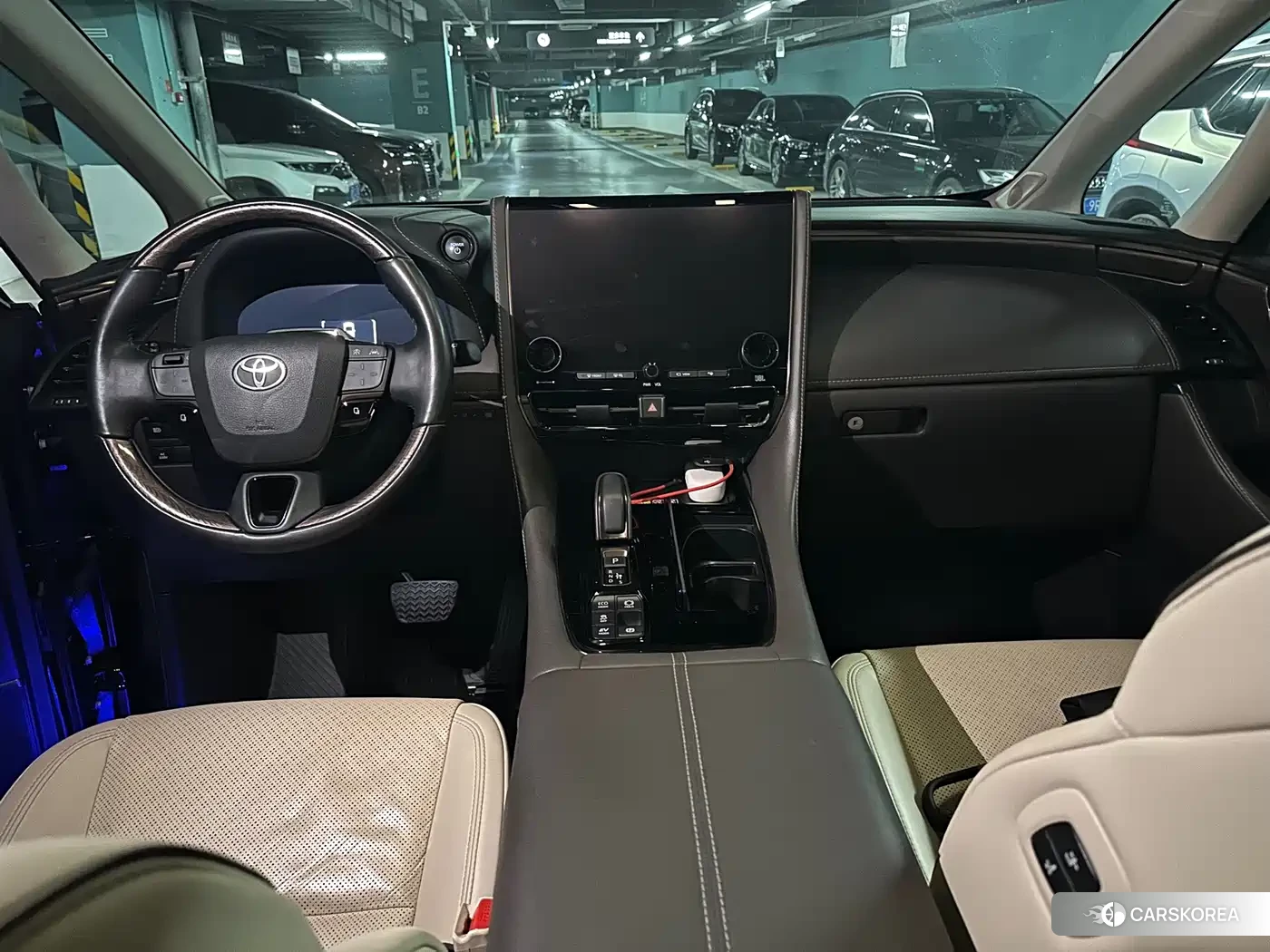 Toyota Elfa 2023 Черный из Китая, фото 3