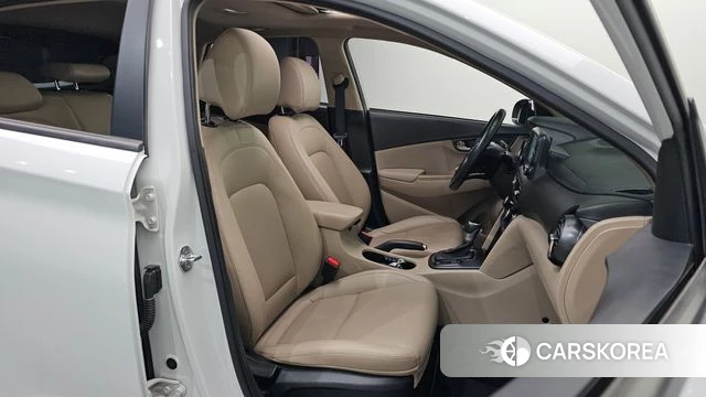 Hyundai Kona 2019 Белый из Кореи, фото 3