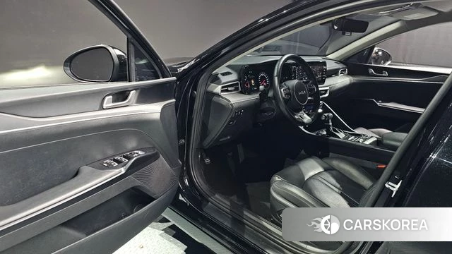 Kia K5 3rd generation 2022 Черный из Кореи, фото 3