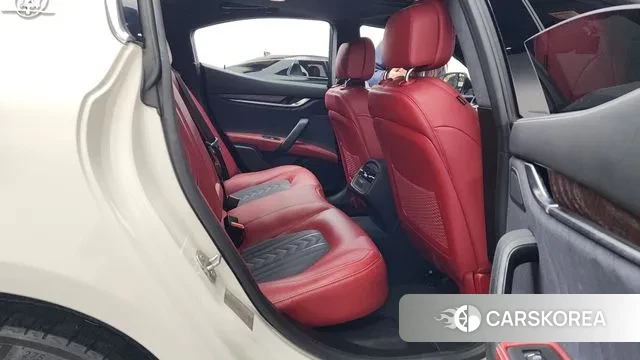 Maserati Ghibli 2019 Белый из Кореи, фото 3