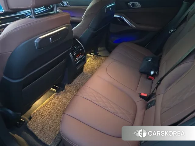 BMW X6 (G06) 2024 Белый из Кореи, фото 3