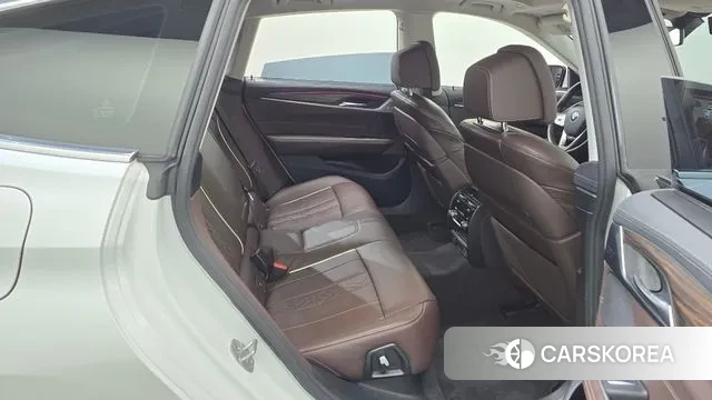 BMW 6 Series GT (G32) 2023 Белый из Кореи, фото 3