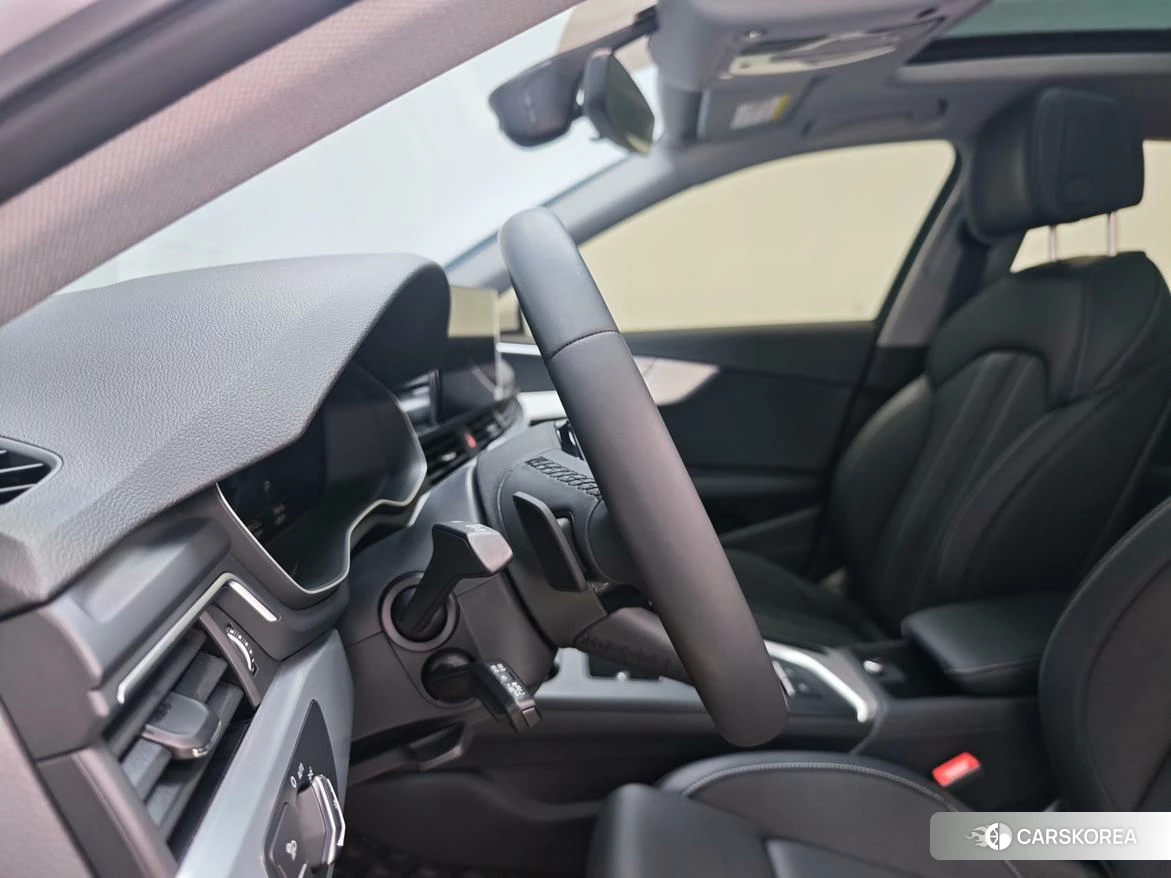 Audi A4L 2025 Белый из Китая, фото 3