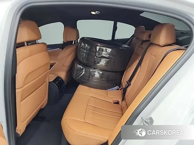 BMW 5 Series (G30) 2022 Белый из Кореи, фото 3