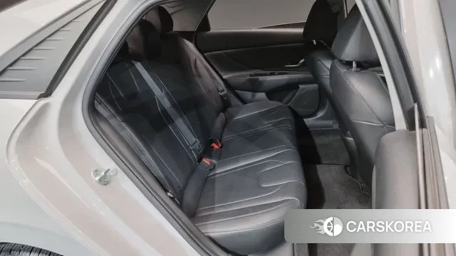 Hyundai Avante (CN7) 2021 Серебряный из Кореи, фото 3