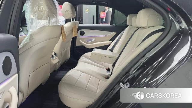 Mercedes-Benz E-Class W213 2021 Серый из Кореи, фото 3
