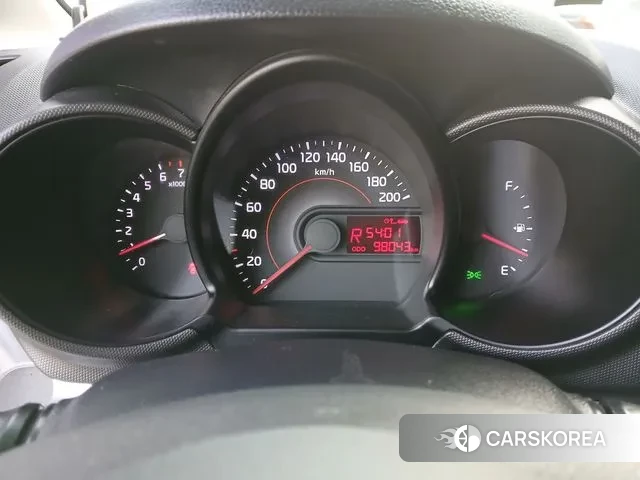 Kia The New Ray 2018 Светло-серебряный цвет из Кореи, фото 3