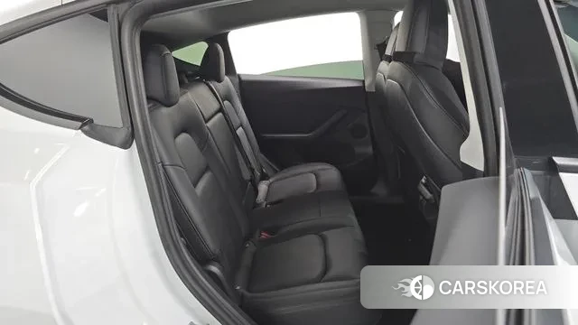 Tesla Model Y 2021 Белый из Кореи, фото 3