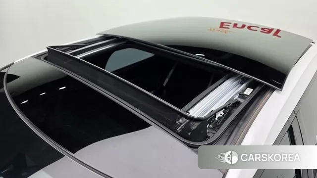 Kia EV6 2024 Белый из Кореи, фото 3