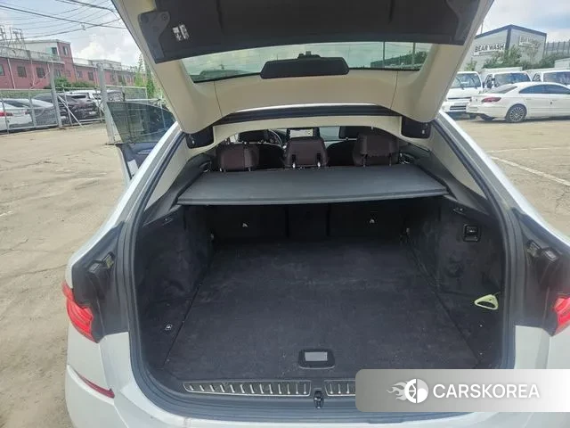 BMW 6 Series GT (G32) 2021 Белый из Кореи, фото 3