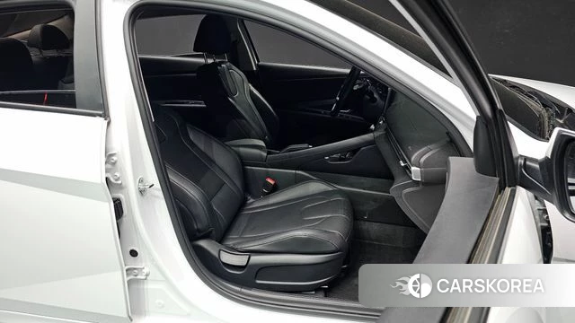 Hyundai Avante (CN7) 2021 Белый из Кореи, фото 3