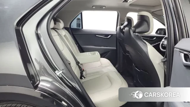 Kia Di Ol Nu Niro 2024 Серый из Кореи, фото 3