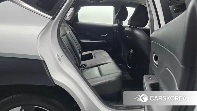 Hyundai Kona Hybrid (SX2) 2023 Белый из Кореи, фото 3