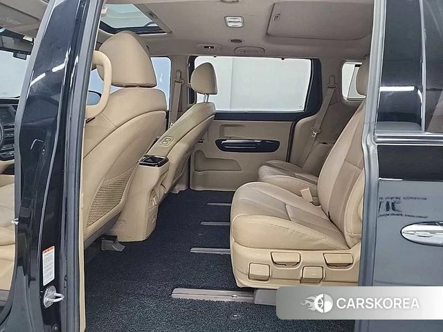 Kia The New Carnival 2018 Черный из Кореи, фото 3
