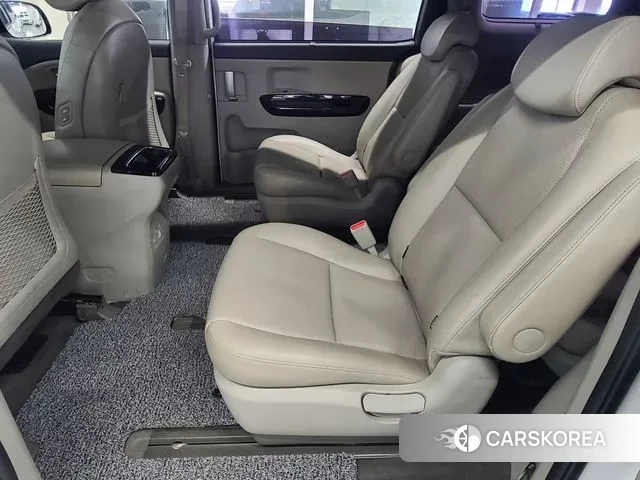 Kia The New Carnival 2018 Белый из Кореи, фото 3