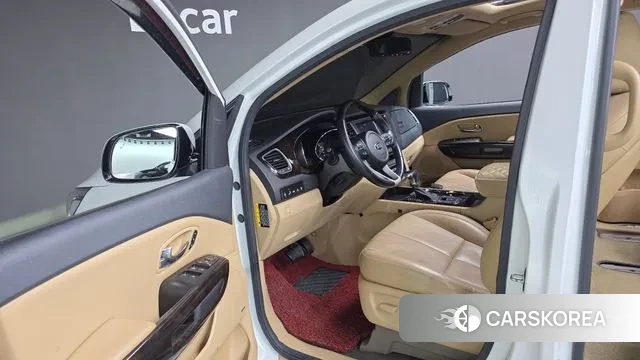 Kia The New Carnival 2018 Белый из Кореи, фото 3