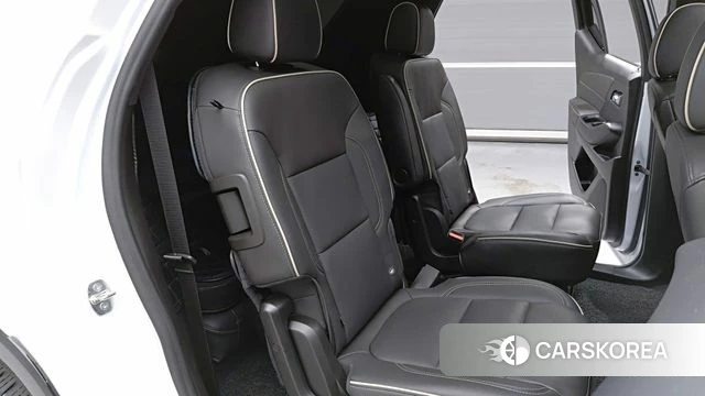Chevrolet (GM Daewoo) Traverse 2023 Белый из Кореи, фото 3