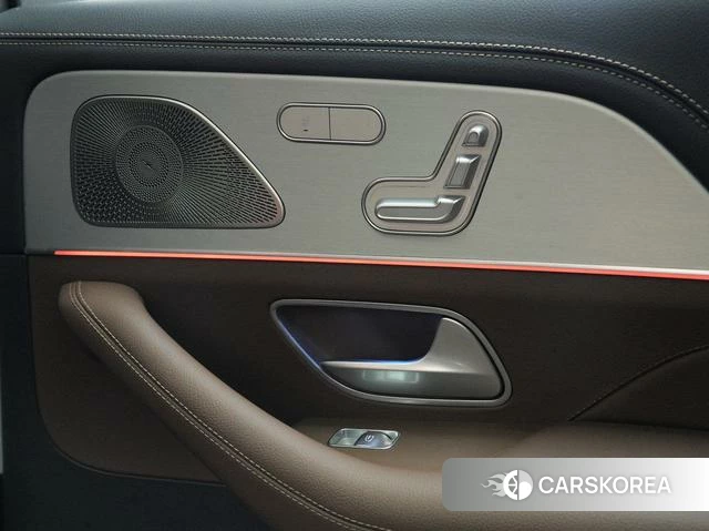 Mercedes-Benz GLE (import) 2023 Черный из Китая, фото 3