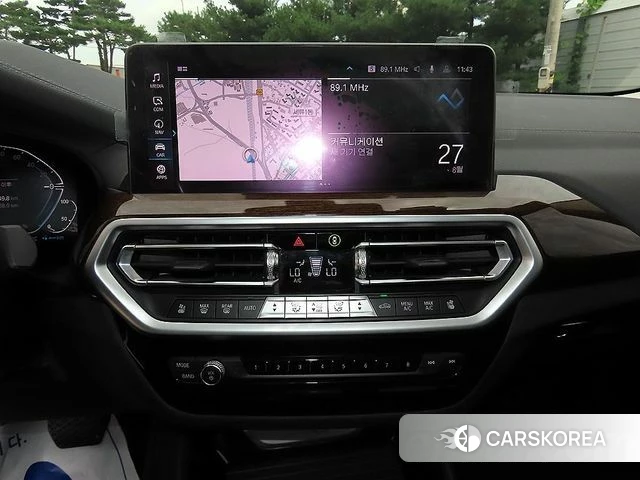 BMW X3 (G01) 2022 Серый из Кореи, фото 3