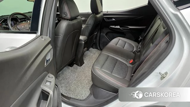 Chevrolet (GM Daewoo) Bolt EUV 2023 Белый из Кореи, фото 3