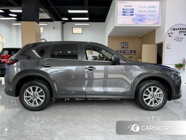 Mazda CX-5 2024 Темно-серый из Китая, фото 3