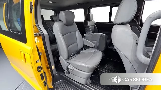 Hyundai The New Grand Starex 2019 Желтый из Кореи, фото 3