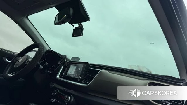 Kia Stonic 2018 Синий из Кореи, фото 3