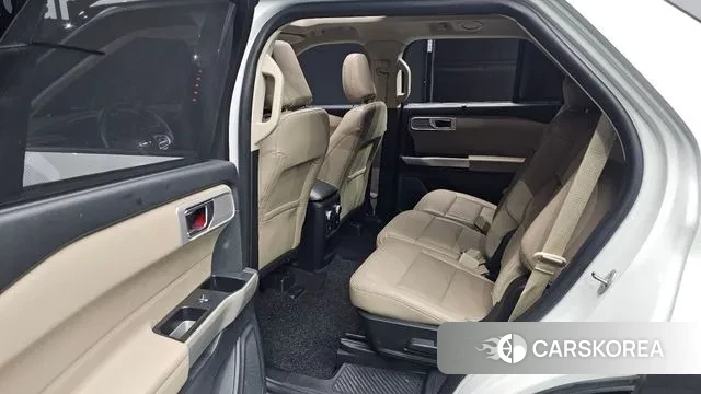 Ford Explorer 6th Generation 2021 Белый из Кореи, фото 3