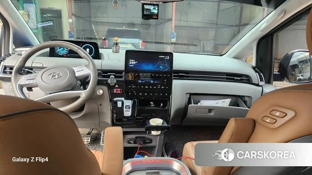 Hyundai Staria 2022 Белый из Кореи, фото 3