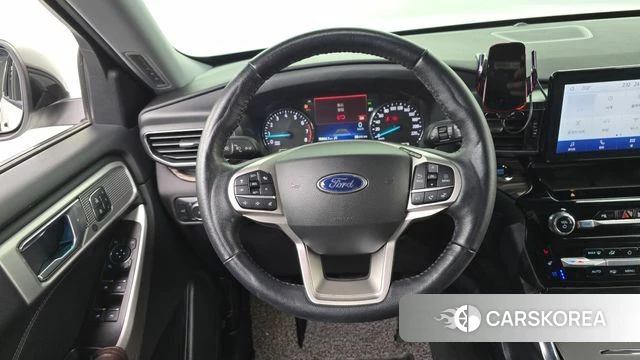 Ford Explorer 6th Generation 2022 Белый из Кореи, фото 3