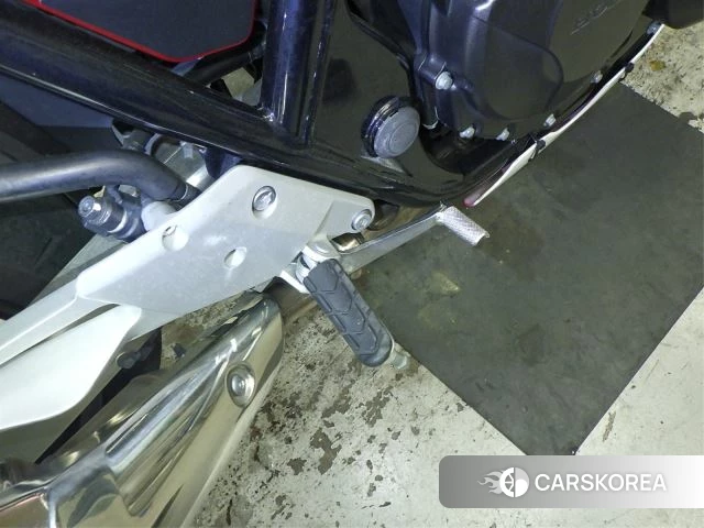 Проданный Honda CB400SF BOLDOR ABS id 4184942 из Японии, фото 4