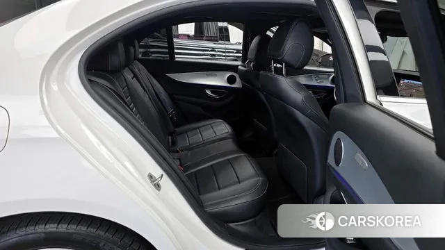 Mercedes-Benz E-Class W213 2020 Белый из Кореи, фото 3