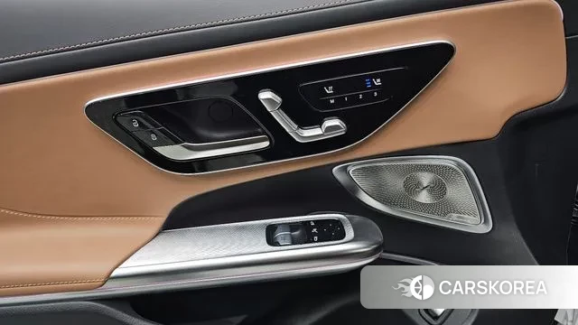 Mercedes-Benz CLE-Class C236 2024 Белый из Кореи, фото 3