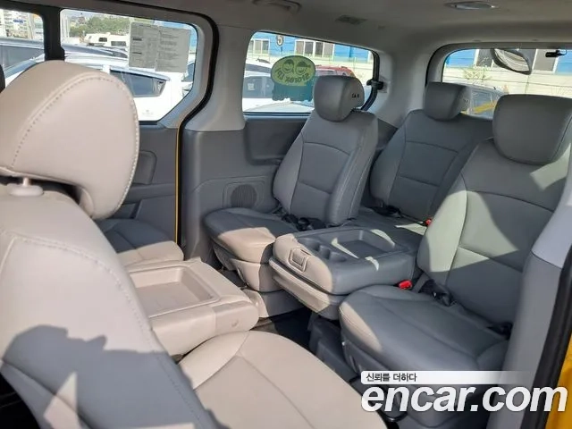 Hyundai The New Grand Starex 2019 Желтый из Кореи, фото 3